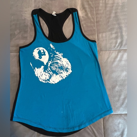 AA women’s M sloth tank - Picture 1 of 5